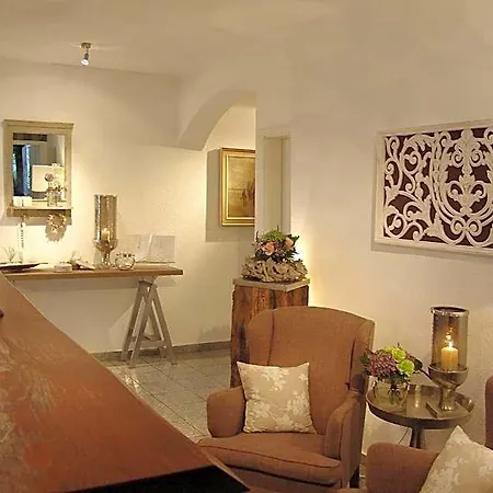 Garni Uttum Hotel 3*