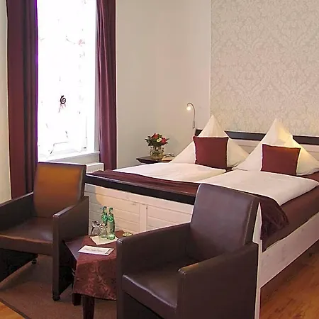 Garni Uttum Hotel