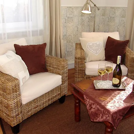 Garni Uttum Hotell 3*